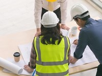 Construcción en verano: ¿afecta el calor a los materiales y los plazos?